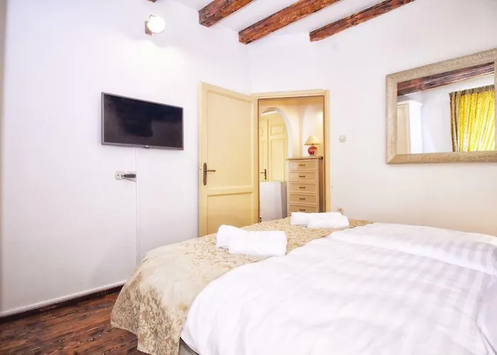 La Prua רוביני