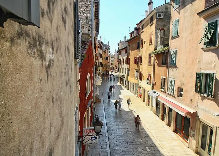 La Prua דירה רוביני