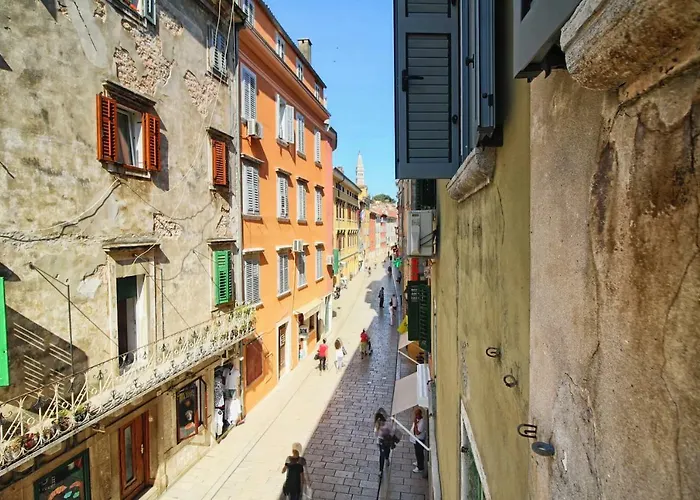 La Prua דירה רוביני