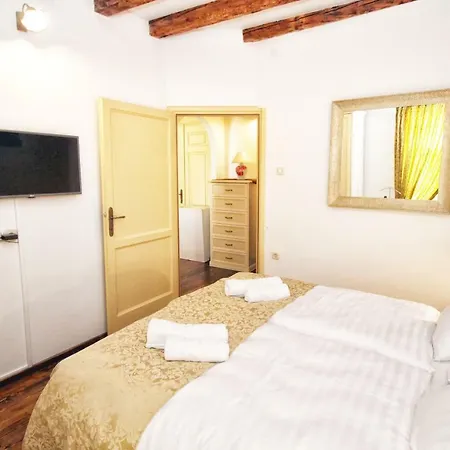 La Prua Apartman *